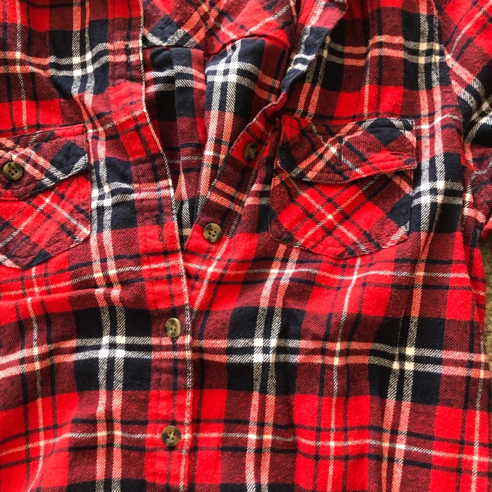 (2) flannels - Picture 3 of 4